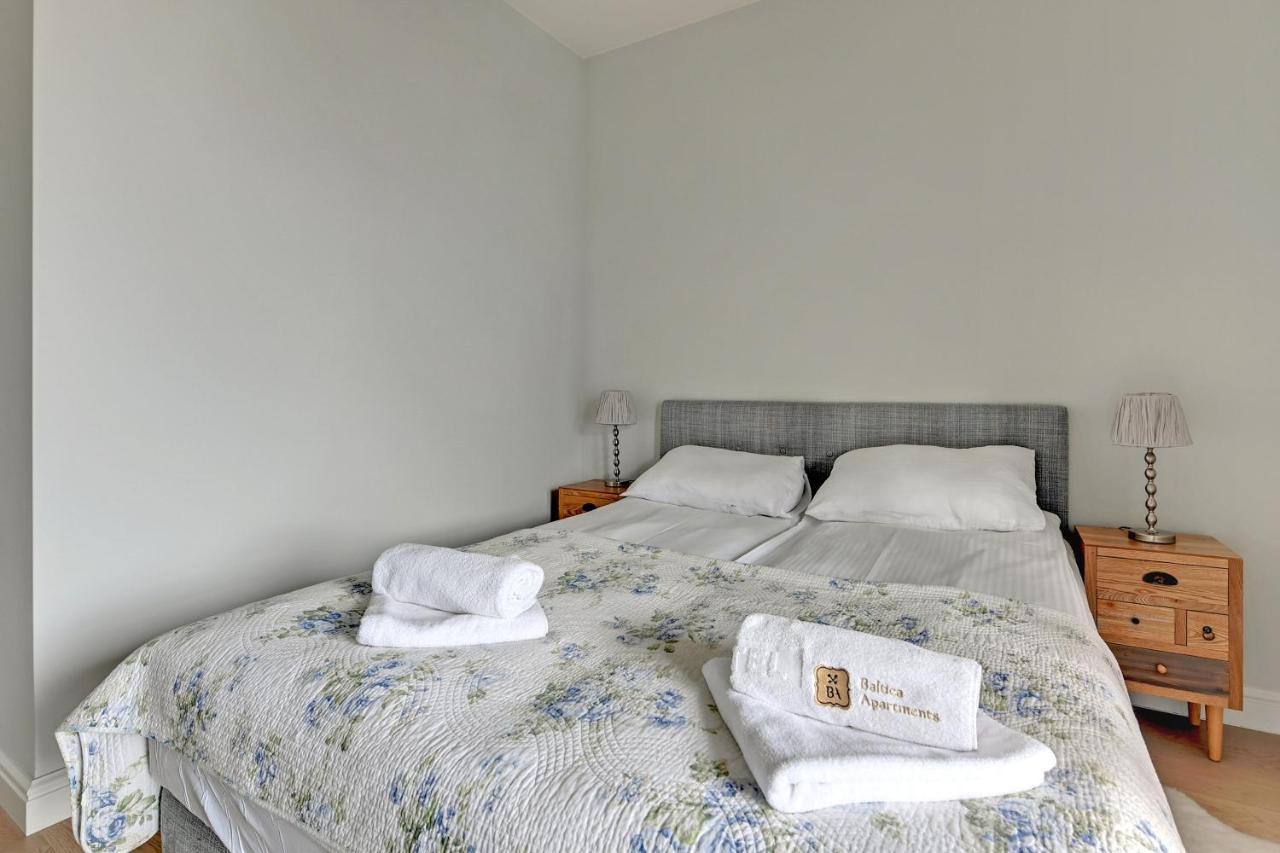 Apartments Riva - Nadmorski Dwor Premium Гданск Екстериор снимка