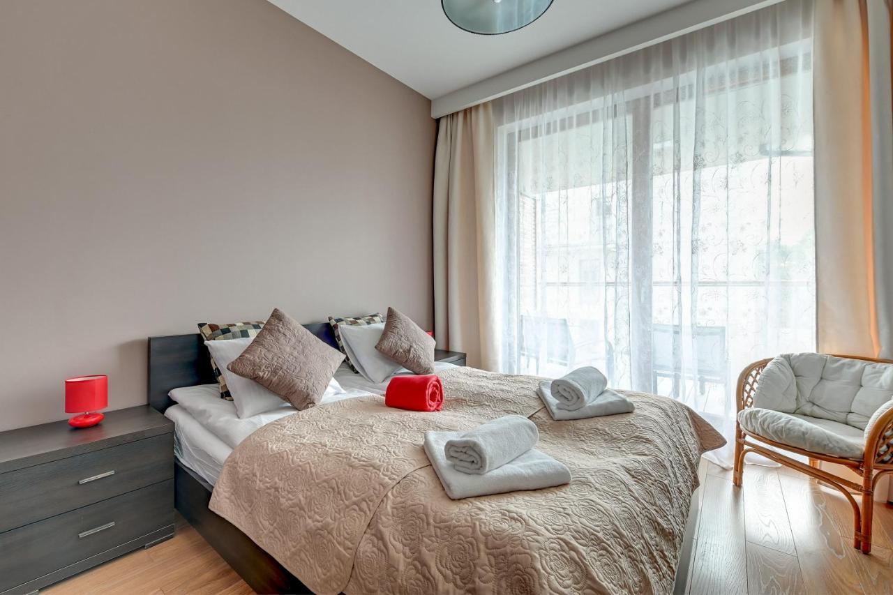 Apartments Riva - Nadmorski Dwor Premium Гданск Екстериор снимка