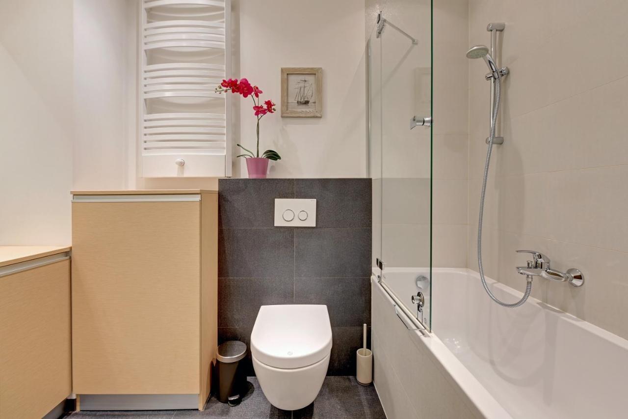 Apartments Riva - Nadmorski Dwor Premium Гданск Екстериор снимка
